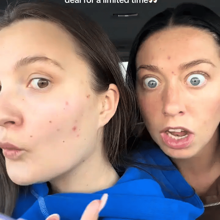 Instantly Blur Pores & Smooth Your Skin in Seconds. No Filter Needed.