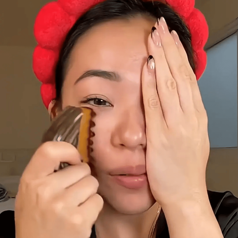 Trusted By 50,000+ Women Who Refuse To Go Back To Morning Puffiness